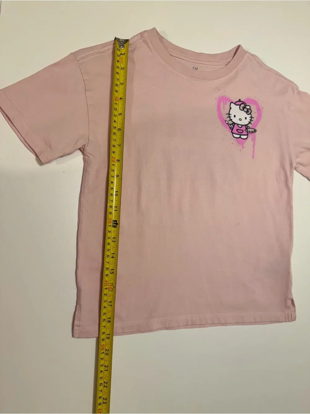 Kids Sanrio Hello Kitty Pink Graphic T-Shirt Artist Palette Heart Size 6-7